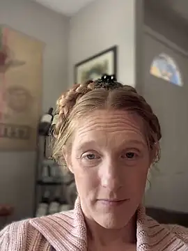 GoldenFlameGoddess online show from February 27, 2025, 10:09 pm