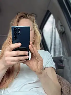 GoldenFlameGoddess online show from February 23, 2026, 4:15 pm