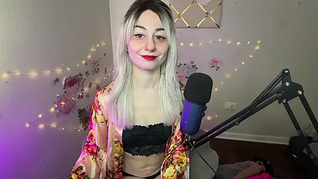 Starr1123 online show from February 13, 2026, 9:22 pm