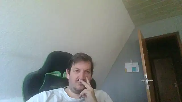 Golffahrer1982 online show from October 26, 2025, 10:10 am