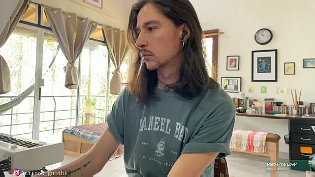 Antinoo Gnothi online show from December 22, 2024, 3:55 pm