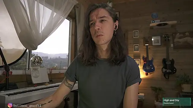 Antinoo Gnothi online show from March 11, 2025, 9:04 pm