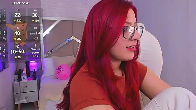 Snapshot of Zoe_Lennoxx chatting on December 5, 2024, 5:50 pm Zoe Lennoxx online show from December 5, 2024, 5:50 pm