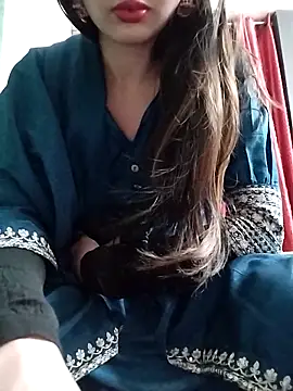 Noor Darliing online show from April 15, 2026, 3:19 pm