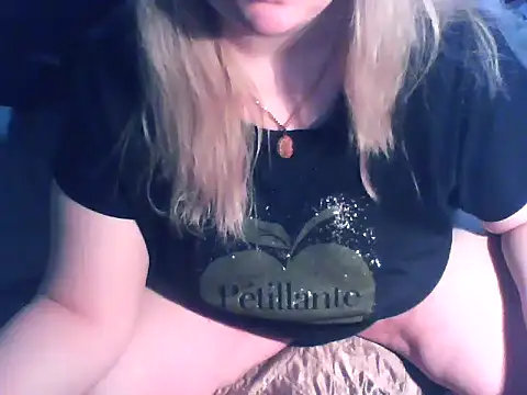 D Marinna online show from April 2, 2026, 2:47 pm