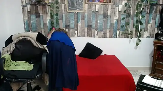 KarimaSarabe online show from February 13, 2026, 11:01 pm