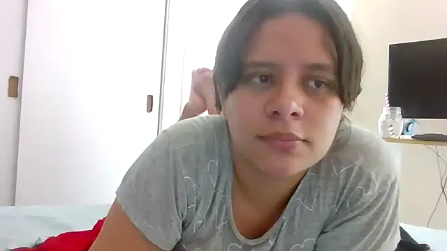 emily adams01 online show from November 26, 2025, 8:21 pm