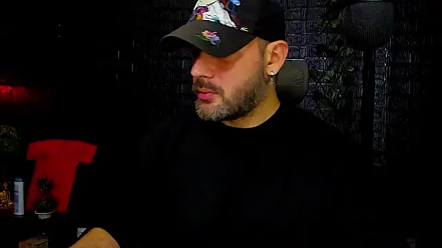 LexXHardy online show from October 28, 2025, 6:32 pm