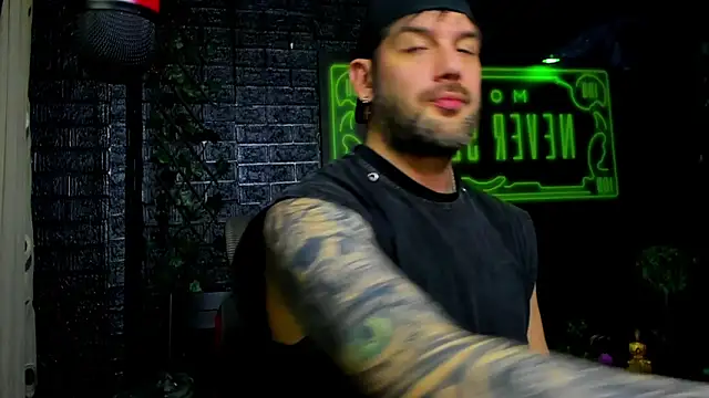 LexXHardy online show from February 19, 2026, 6:37 pm