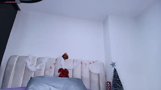  sex mia online show from December 20, 2025, 7:21 pm