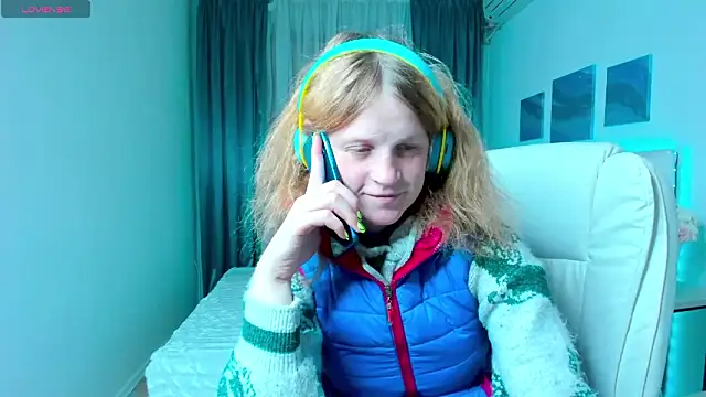 Kathlyn  Heath online show from October 3, 2025, 6:49 pm