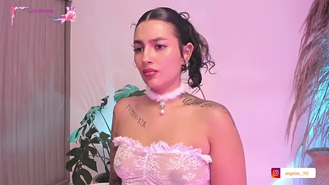 Anngel 1 online show from October 7, 2025, 3:53 pm