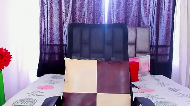 michacosio online show from March 5, 2025, 8:32 pm