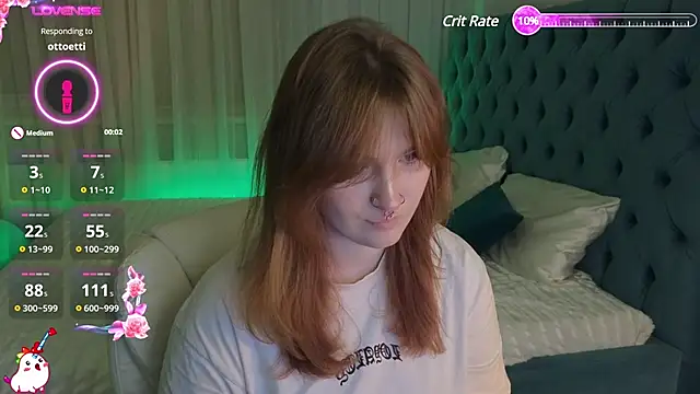  Chlo  e online show from January 30, 2025, 1:22 am