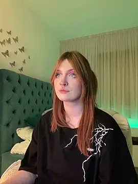  Chlo  e online show from February 23, 2025, 1:46 am