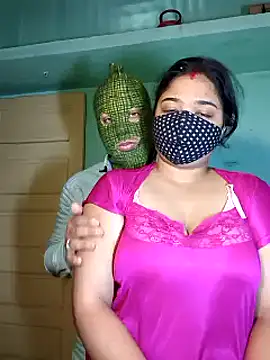 Snapshot of hotty_Sexy-couple chatting on December 26, 2024, 8:07 am hotty Sexy-couple online show from December 26, 2024, 8:07 am