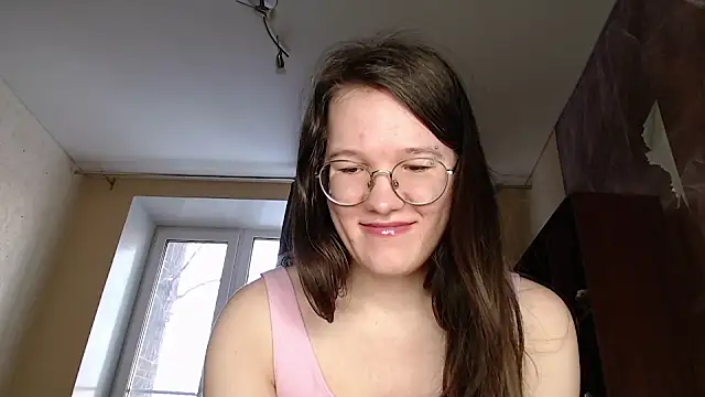 MiriamOr online show from February 9, 2025, 10:20 am