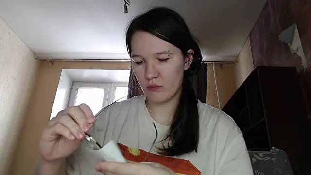 MiriamOr online show from February 19, 2025, 7:17 am