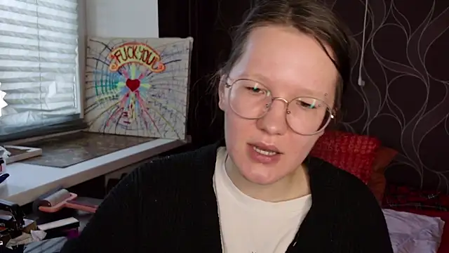 MiriamOr online show from October 12, 2025, 8:13 am