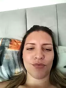 Mia Hampton online show from January 21, 2025, 9:57 pm