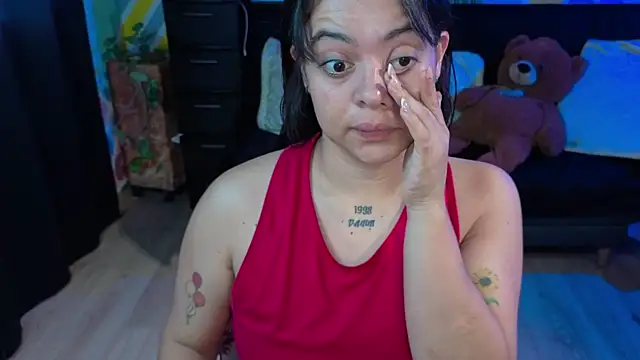 Cuttiealice online show from September 26, 2025, 11:47 am