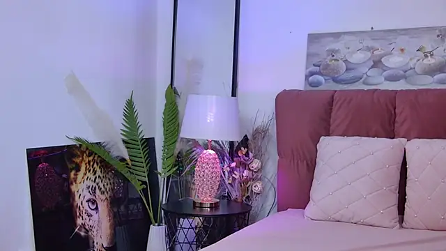 Snapshot of NicolLopeze chatting on January 30, 2025, 11:44 am NicolLopeze online show from January 30, 2025, 11:44 am