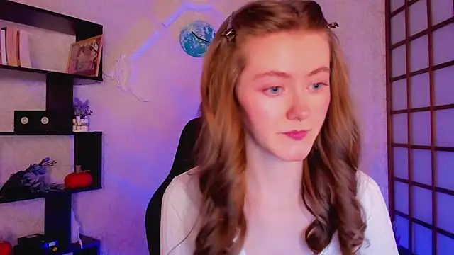 KateCuddle online show from December 25, 2024, 5:37 am