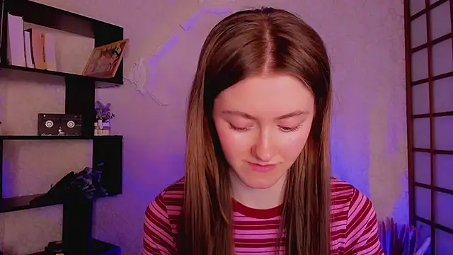 KateCuddle online show from January 15, 2025, 4:57 am