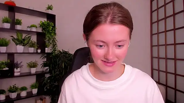 KateCuddle online show from September 26, 2025, 2:59 am