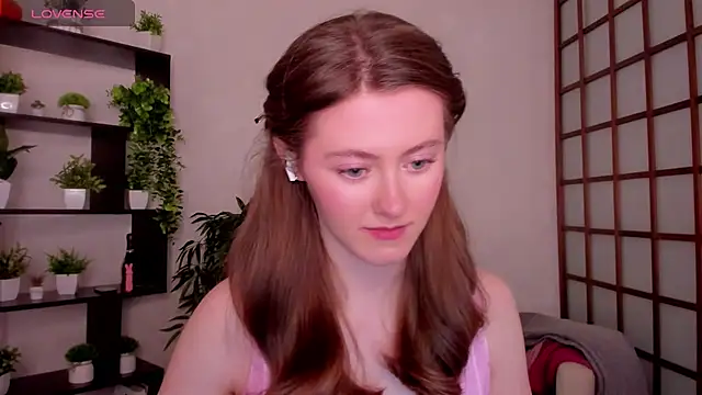 KateCuddle online show from March 13, 2026, 3:02 am