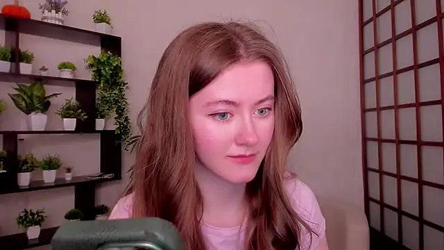 KateCuddle online show from April 24, 2026, 2:36 am