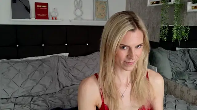 Amber riivers online show from March 7, 2025, 12:12 pm