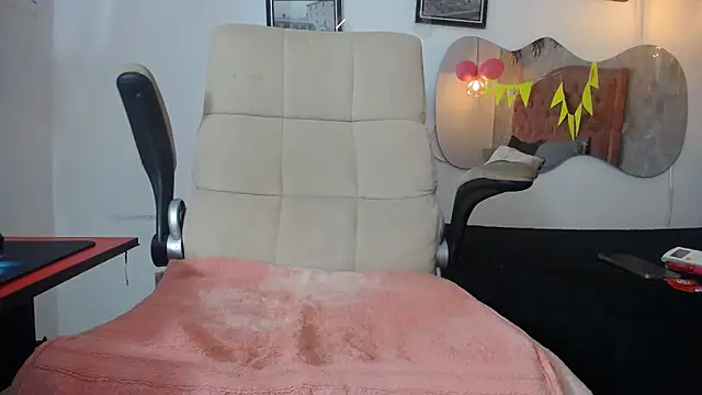 SHARICK GRECO online show from September 16, 2025, 12:17 pm