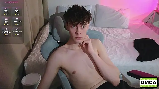 cute thomas online show from February 23, 2026, 5:43 pm