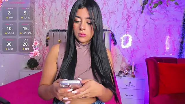 SophiieWilson  online show from January 16, 2025, 2:41 am