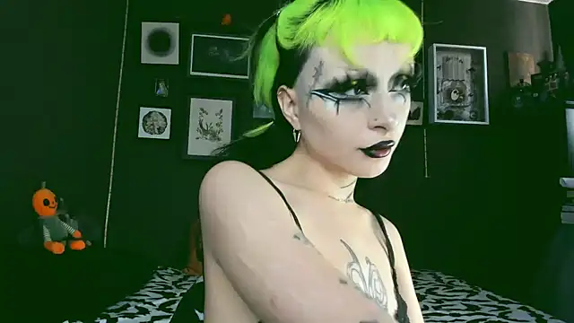 insania 9999  online show from January 15, 2025, 5:37 pm