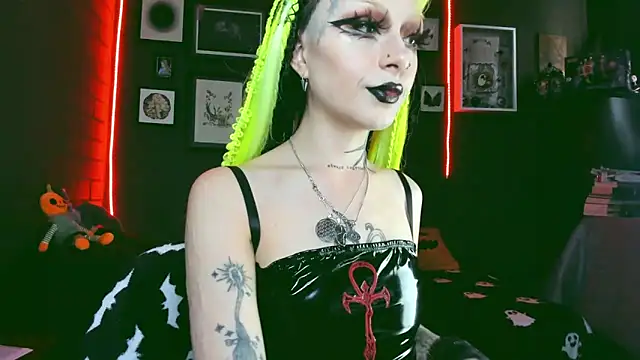 insania 9999  online show from January 28, 2025, 4:52 pm