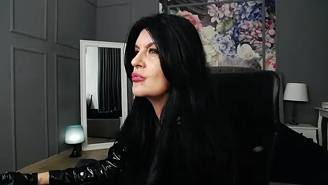 DomMelissaW online show from December 5, 2024, 3:04 am