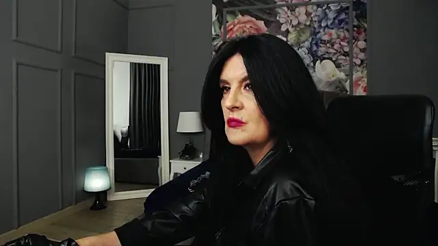 DomMelissaW online show from January 22, 2025, 9:32 pm