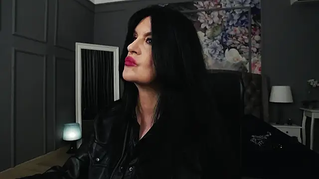 DomMelissaW online show from September 12, 2025, 6:41 pm