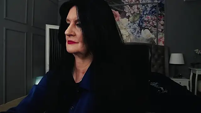 DomMelissaW online show from October 1, 2025, 7:53 pm