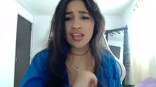 InocentHeaven1 online show from December 14, 2024, 3:47 pm