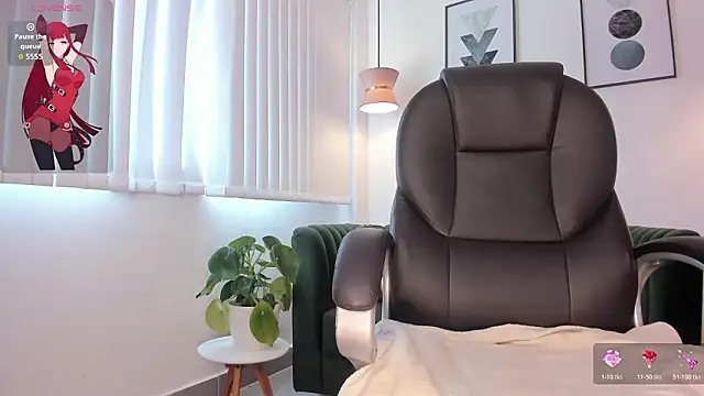 tiana cruz online show from March 1, 2026, 8:55 pm