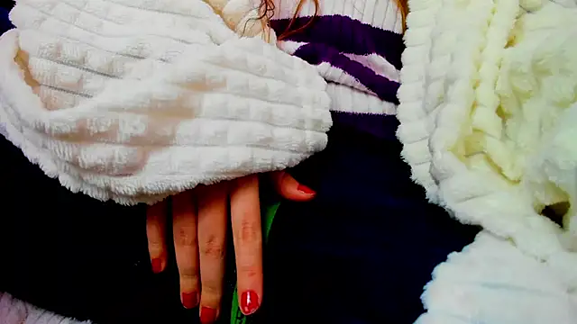 Persephoni online show from February 3, 2025, 1:19 pm