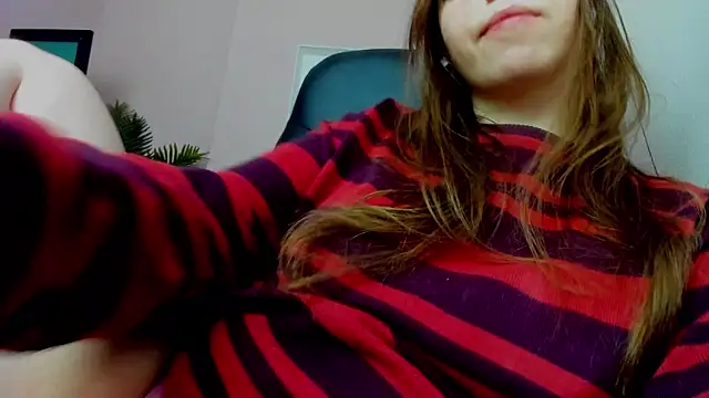 Persephoni online show from March 9, 2025, 6:21 pm