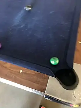 Snapshot of LeaGambit__ chatting on February 6, 2025, 10:00 pm LeaGambit online show from February 6, 2025, 10:00 pm