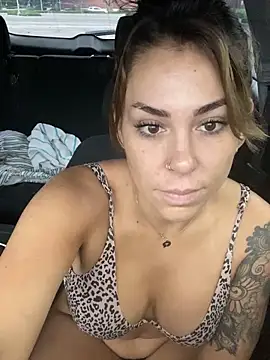 Snapshot of LeaGambit__ chatting on September 11, 2025, 2:39 pm LeaGambit online show from September 11, 2025, 2:39 pm