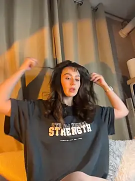 itssophiie online show from February 20, 2026, 10:43 pm