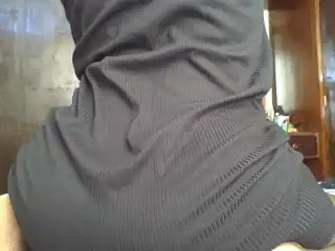 Snapshot of sweet_sassy_ chatting on March 17, 2025, 4:29 am sweet sassy online show from March 17, 2025, 4:29 am