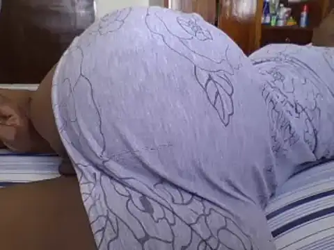 Snapshot of sweet_sassy_ chatting on March 19, 2025, 10:44 am sweet sassy online show from March 19, 2025, 10:44 am